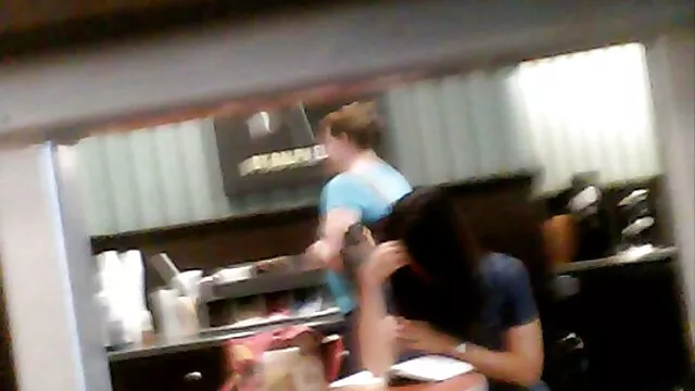 MILF super sexy follada y coños de viejas follando come semen