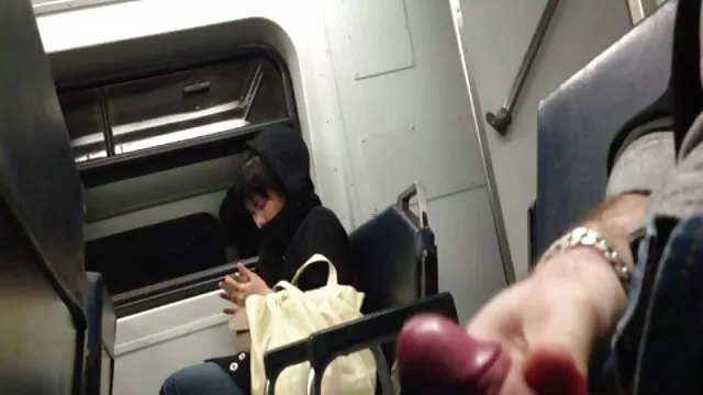 David Perry chochos peludos corriendose se corre en las grandes tetas de Stellas