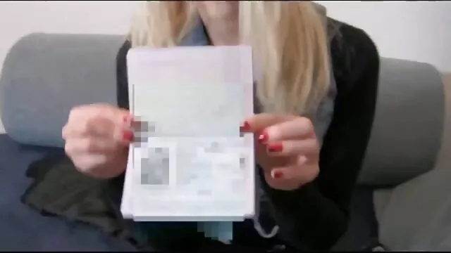 Una milf chochos peludos eyaculando muy caliente