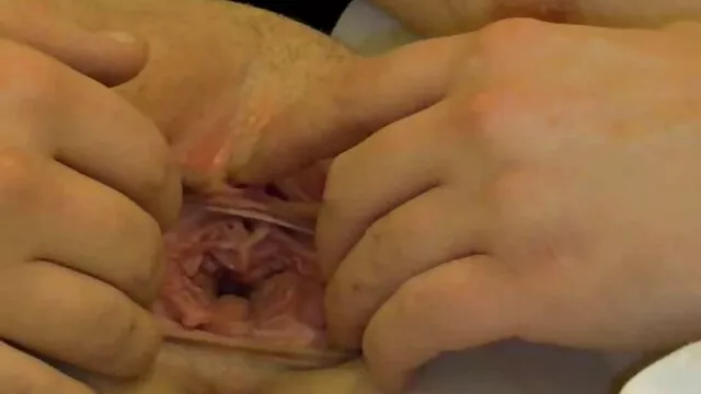 Povbitch - Puta barata nenas con el coño peludo de cara fea dame una mamada