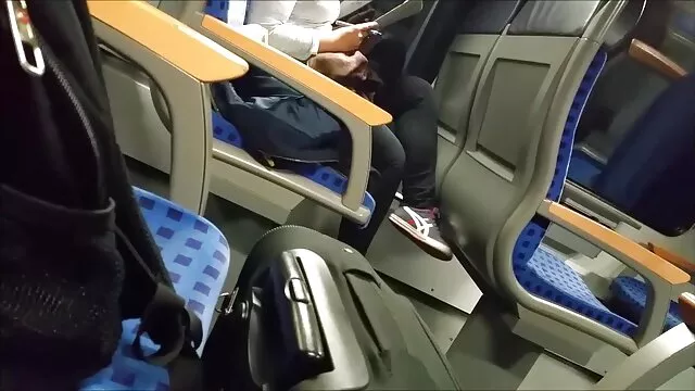 l1zzygr4y18 lesbianas con el coño peludo