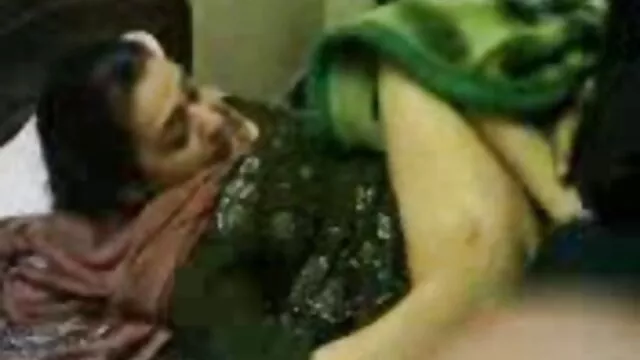 WANKZ- La adolescente Dream Michelle es coños peludos grandes follada por su joven coño