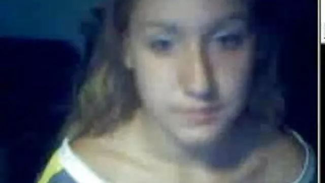 Muy jovencitas con el coño abierto hermosa pequeña adolescente hardcore y facial