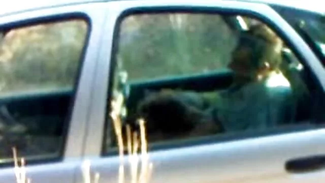 Esposa toma un áspero videos caseros de coños peludos creampie