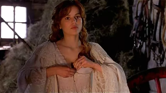 Follando coños peludos x a la sirvienta