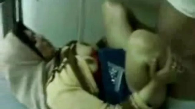 Posh tetona madrastra e coños peludos de jovenes hija teniendo sexo lésbico